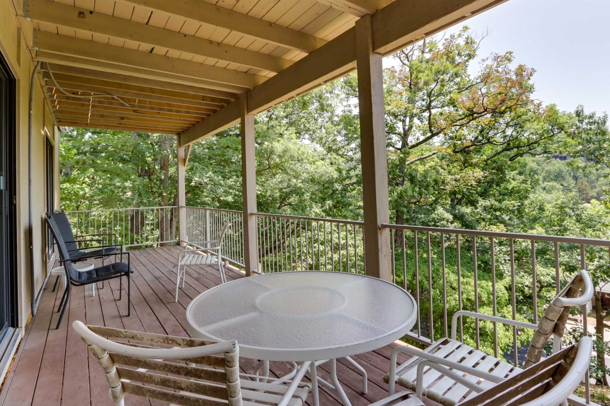 Margaritaville Resort Retreat With Hot Tub And Deck Osage Beach Exterior foto